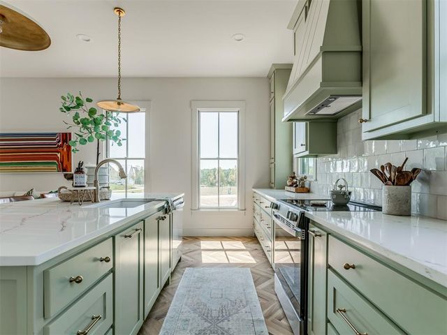 36 Hill Street, Carlton Landing, OK 74432