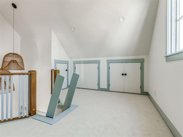 36 Hill Street, Carlton Landing, OK 74432