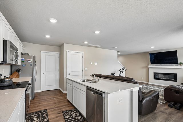 265 NW Charlestown Lane, Waukee, IA 50263