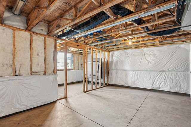 265 NW Charlestown Lane, Waukee, IA 50263