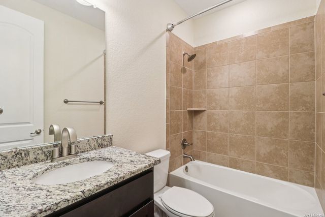 598 Texas Bend, Castroville, TX 78009