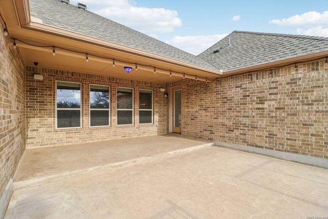 598 Texas Bend, Castroville, TX 78009