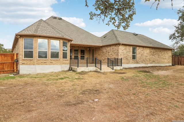 598 Texas Bend, Castroville, TX 78009