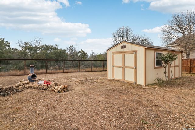 598 Texas Bend, Castroville, TX 78009