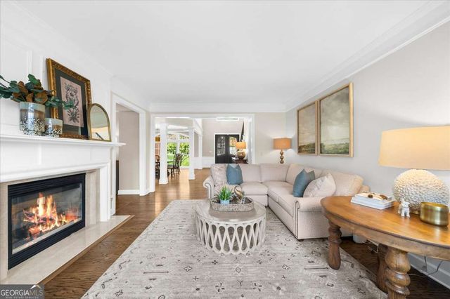 5140 Harbury Lane, Suwanee, GA 30024