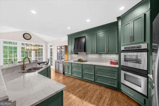5140 Harbury Lane, Suwanee, GA 30024