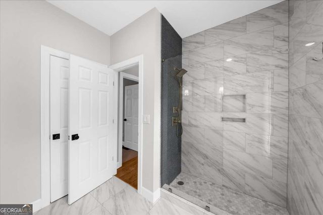 5140 Harbury Lane, Suwanee, GA 30024