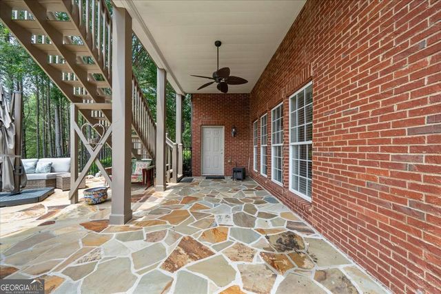 5140 Harbury Lane, Suwanee, GA 30024