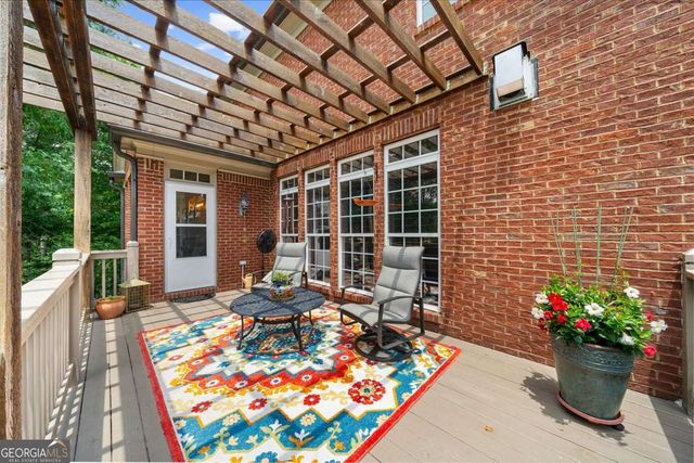 5140 Harbury Lane, Suwanee, GA 30024