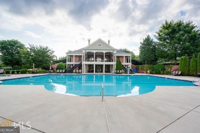 5140 Harbury Lane, Suwanee, GA 30024