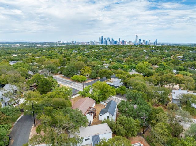 2801 Cedarview DR A, Austin, TX 78704