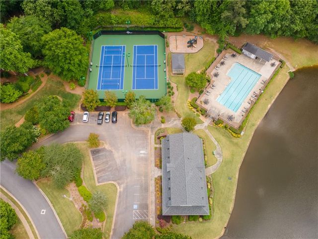 1571 Halisport Lake Drive NW, Kennesaw, GA 30152