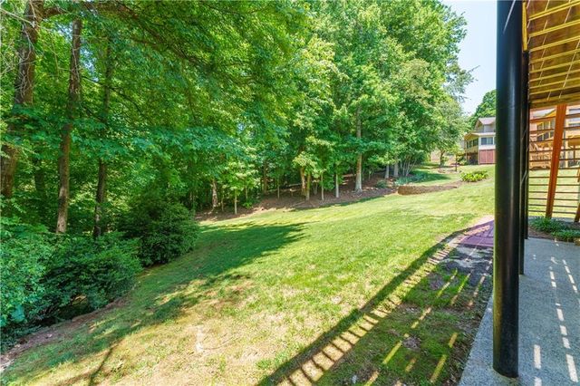 1571 Halisport Lake Drive NW, Kennesaw, GA 30152