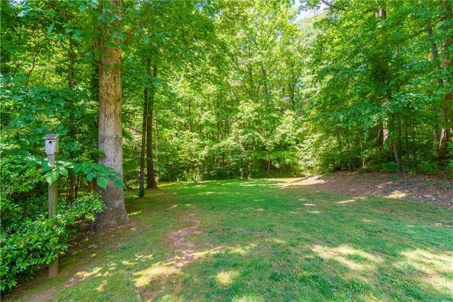 1571 Halisport Lake Drive NW, Kennesaw, GA 30152