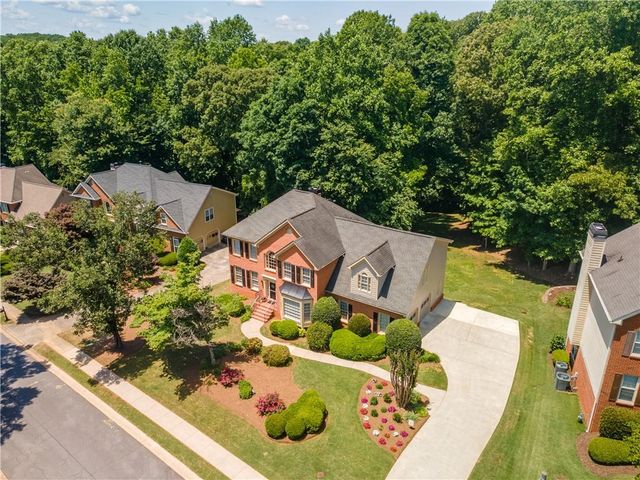 1571 Halisport Lake Drive NW, Kennesaw, GA 30152