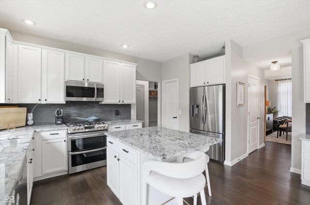 15520 Alameda Place, Westfield, IN 46074