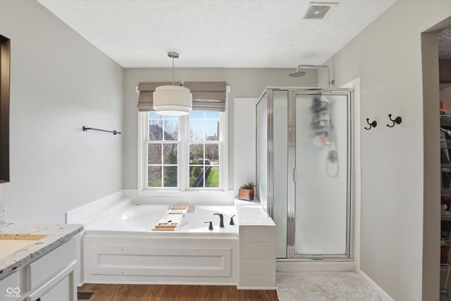 15520 Alameda Place, Westfield, IN 46074