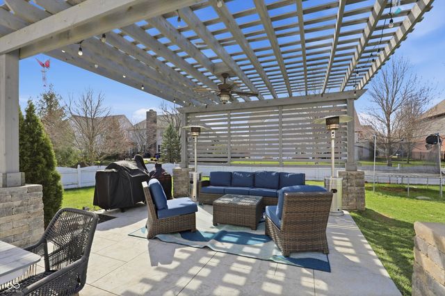 15520 Alameda Place, Westfield, IN 46074