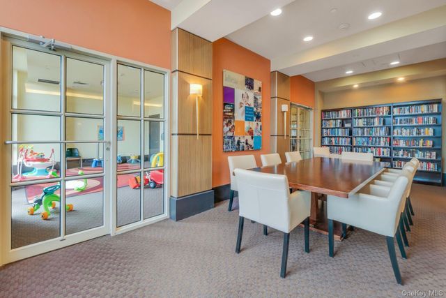 300 Mamaroneck Avenue 334, White Plains, NY 10605