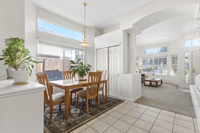 5316 Heritage Ct, Rocklin, CA 95765