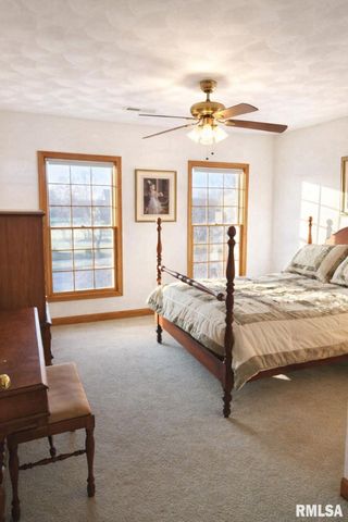 1100 HILLCREST Drive, Washington, IL 61571