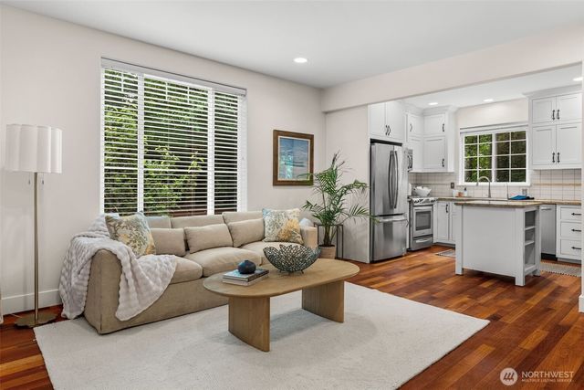5412 43rd Avenue NW, Gig Harbor, WA 98335