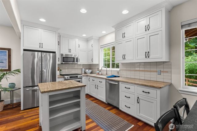 5412 43rd Avenue NW, Gig Harbor, WA 98335