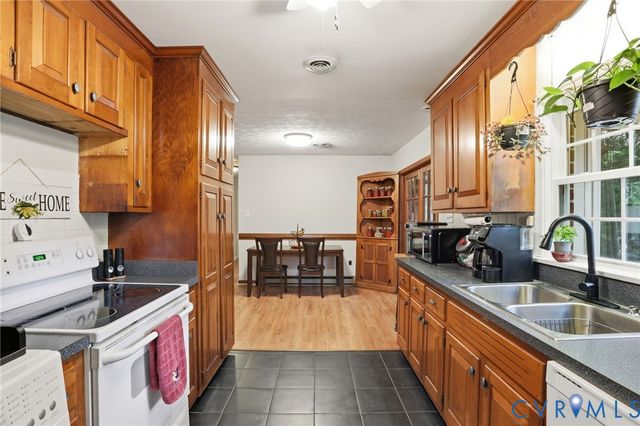 10258 Malabar Cir, Mechanicsville, VA 23116
