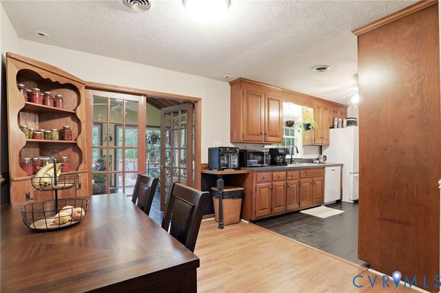 10258 Malabar Cir, Mechanicsville, VA 23116