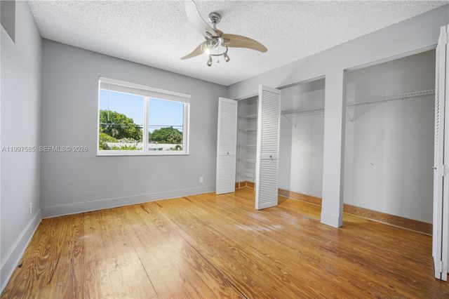 690 SE 23rd Ave 4, Pompano Beach, FL 33062