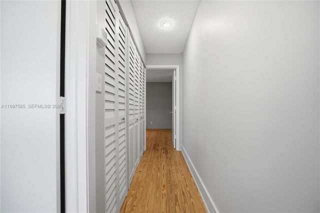 690 SE 23rd Ave 4, Pompano Beach, FL 33062