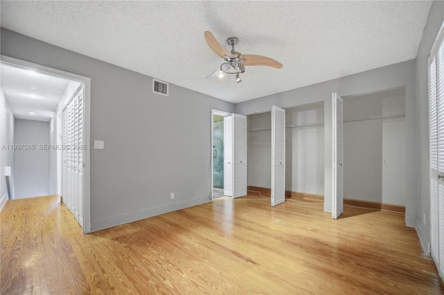 690 SE 23rd Ave 4, Pompano Beach, FL 33062