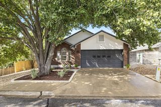 451 Florian, Kerrville, TX 78028
