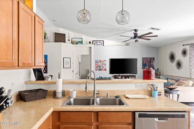 4945 E SHAPINSAY Drive, San Tan Valley, AZ 85140