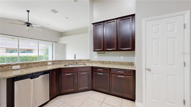 9344 BELLA VITA CIRCLE, Land O Lakes, FL 34637