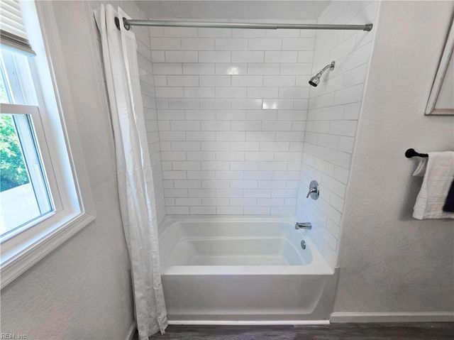 2216 Deep Creek BLVD, Portsmouth, VA 23704