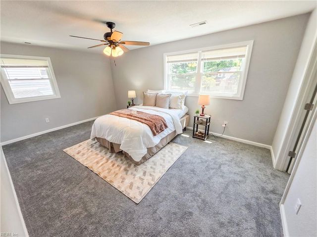 2216 Deep Creek BLVD, Portsmouth, VA 23704