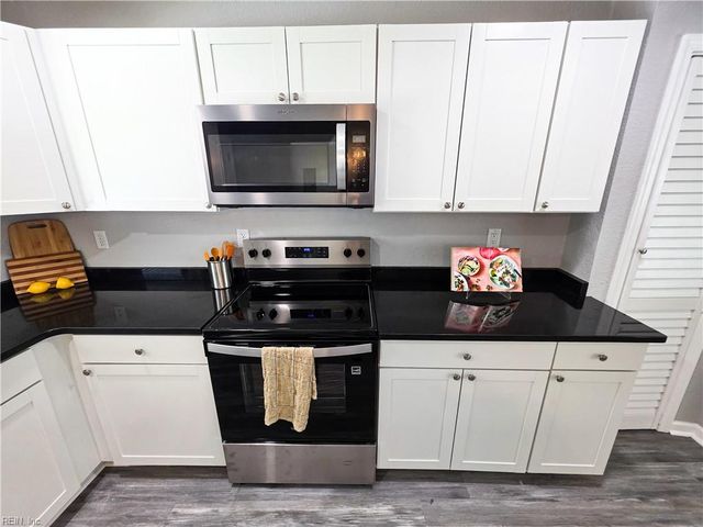2216 Deep Creek BLVD, Portsmouth, VA 23704