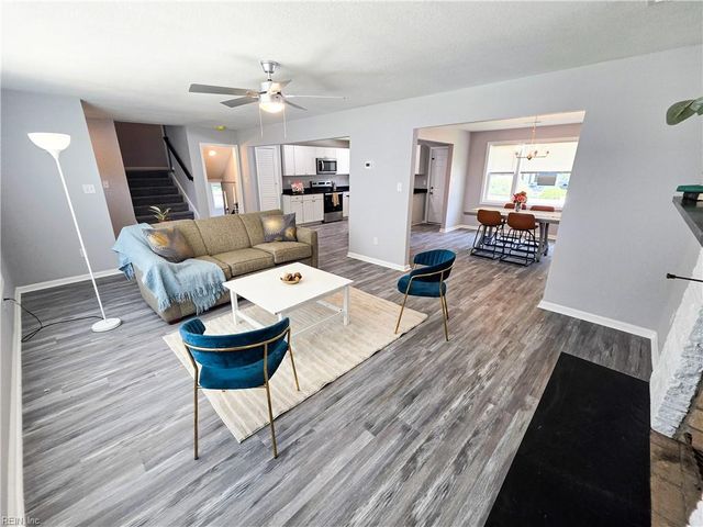 2216 Deep Creek BLVD, Portsmouth, VA 23704