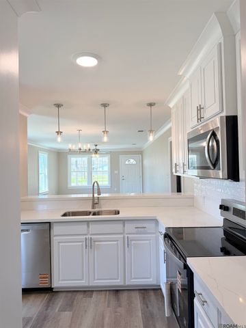 58898 Annex St, Plaquemine, LA 70764