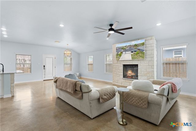 749 Freedom Circle, Nolanville, TX 76559