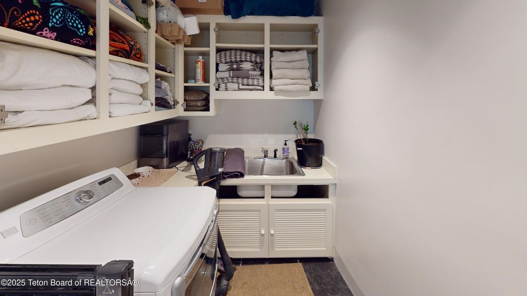 855 N BAR Y Road, Jackson, WY 83001 photo 20