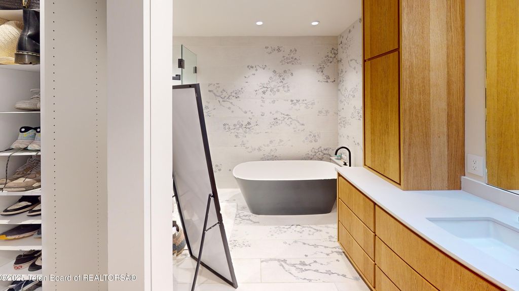 855 N BAR Y Road, Jackson, WY 83001 photo 26