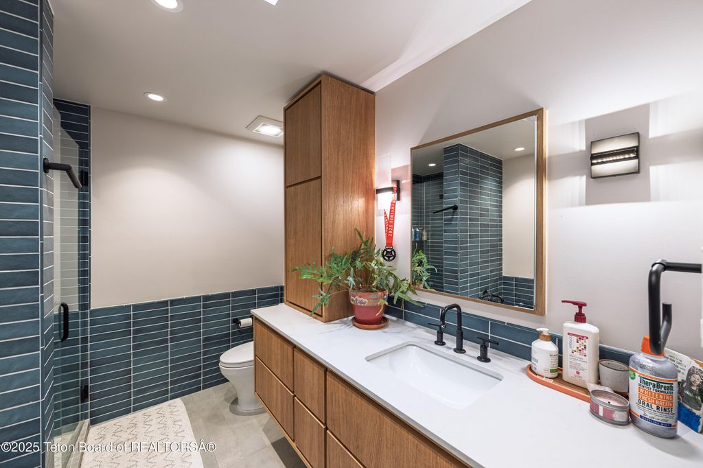 855 N BAR Y Road, Jackson, WY 83001 photo 30