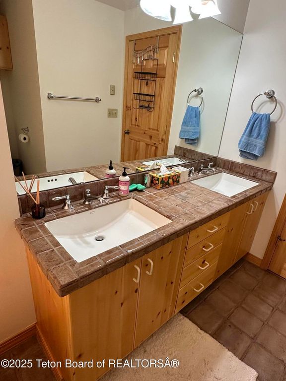 855 N BAR Y Road, Jackson, WY 83001 photo 60