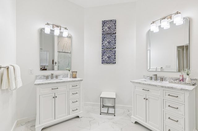 117 Golf Crest DR C, Wimberley, TX 78676