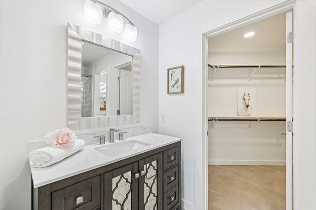 117 Golf Crest DR C, Wimberley, TX 78676