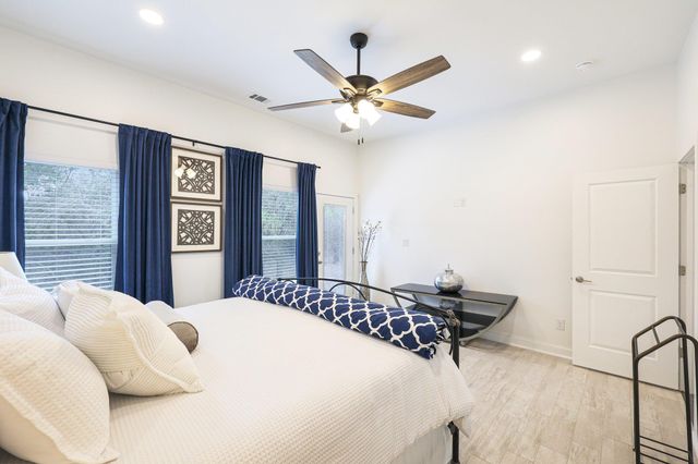 117 Golf Crest DR C, Wimberley, TX 78676