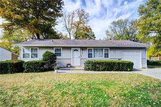1400 S Kings Highway, Independence, MO 64055