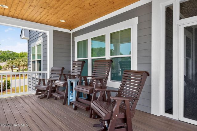 512 Twisted Oak Lane, Sunset Beach, NC 28468